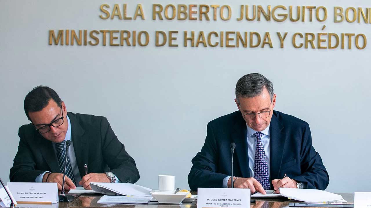Ministro de Hacienda.